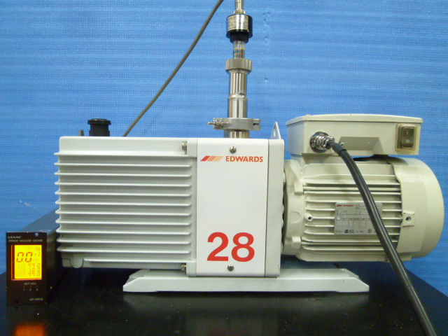 中古 Edwards E2M28 ﾛｰﾀﾘｰﾎﾟﾝﾌﾟ