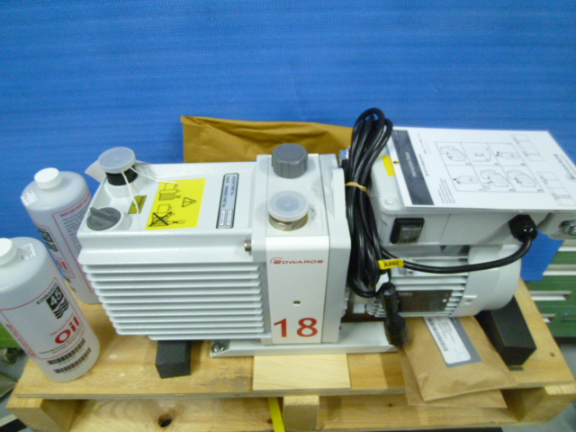 新古品 Edwards E2M18 ﾛｰﾀﾘｰﾎﾟﾝﾌﾟ