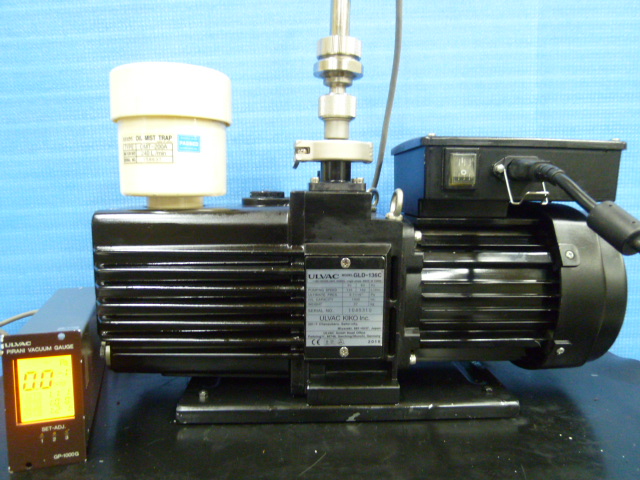 中古ULVAC GLD-136C ﾛｰﾀﾘｰﾎﾟﾝﾌﾟ