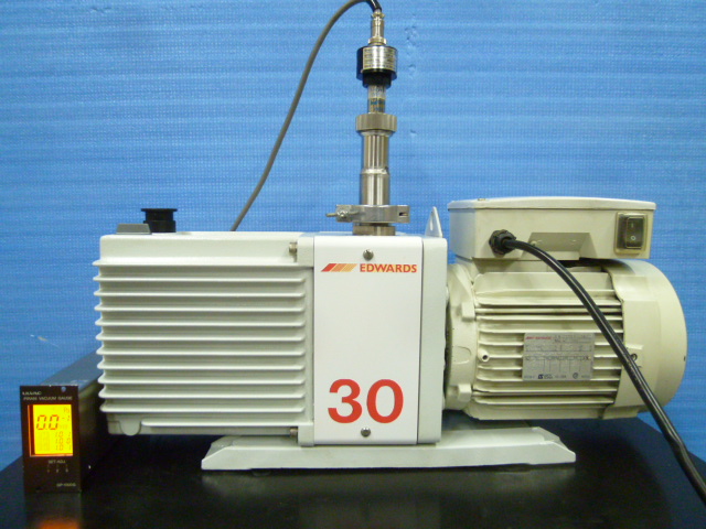 中古 Edwards ロータリーポンプ E2M30